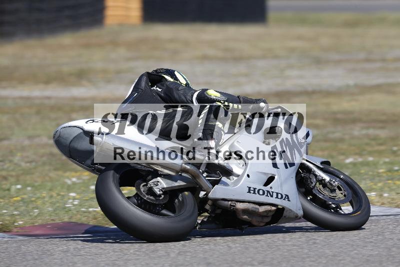 /36 08.08.2026  Pluess Motosport ADR/Freies Fahren/197